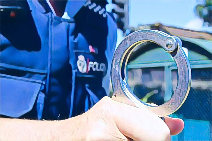 Police arrested five suspects after a house robbery and kidnapping in Shakas Head, KwaZulu-Natal. Authorities urge residents to stay vigilant.