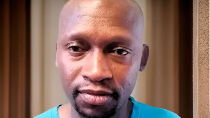 Police sergeant convicted of robbery with aggravating circumstances