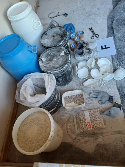 Police seize drugs and equipment worth over R1 million in Gauteng drug lab bust
