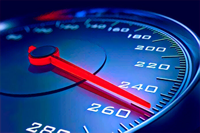 Limpopo traffic officer conducting speeding crackdown on N1 highway